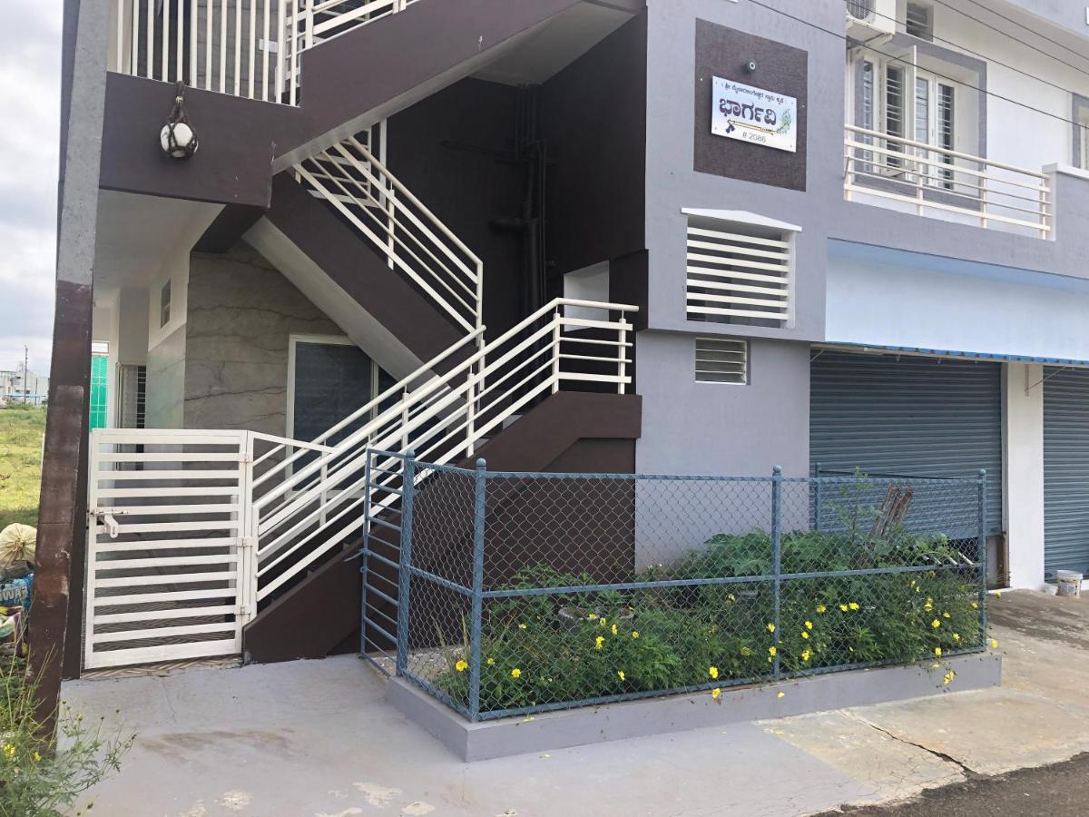 Skyhouse Homestay Mysore Eksteriør billede